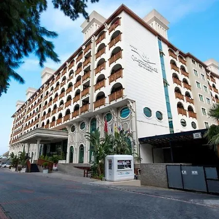 Quattro And 5* Konaklı